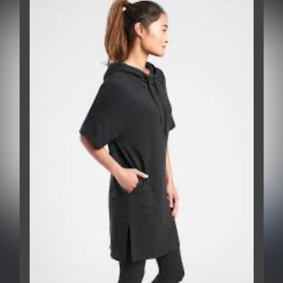 ATHLETA | black hooded tunic - Picture 2 of 4